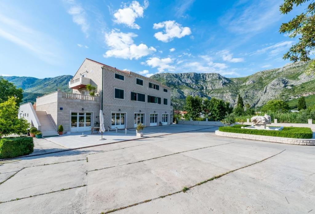 Apartments Dubelj Komolac Esterno foto